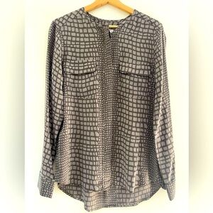 Equipment Gray Animal Print Long Sleeve Blouse with Mandarin Collar size M EUC